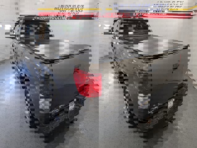 Used 2012 Toyota Tundra 4x4 Double Cab image 5