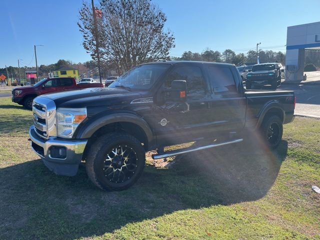 Used 2016 Ford F250 Lariat w/ Lariat Ultimate Package image 4