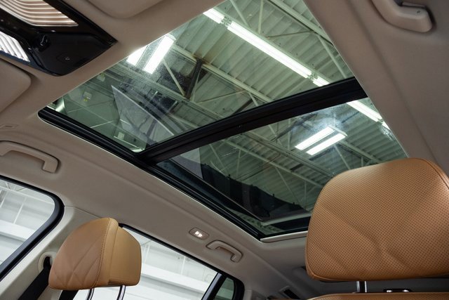 Certified 2023 BMW X7 xDrive40i w/ Premium Package image 12