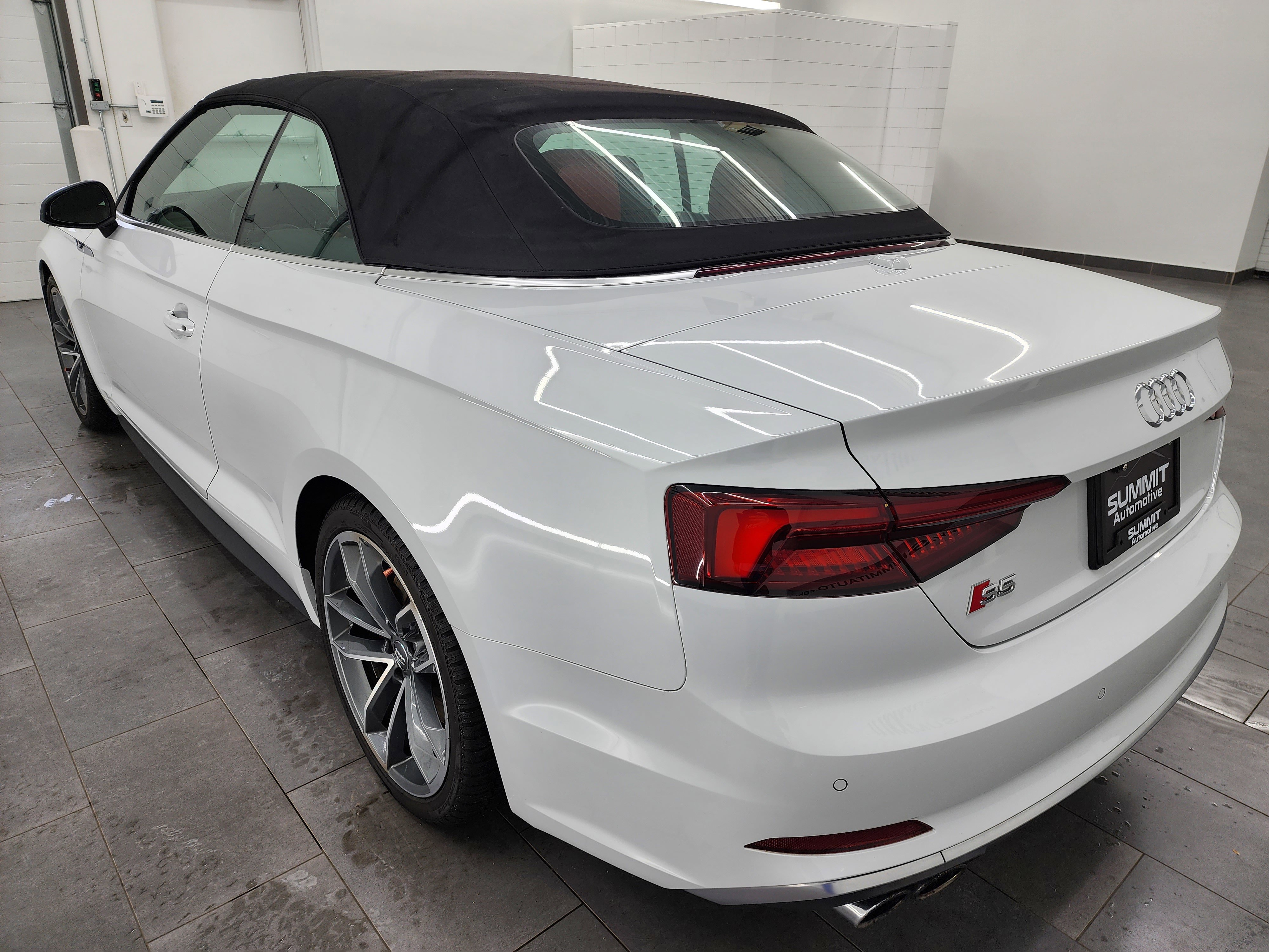 Used 2018 Audi S5 Premium Plus w/ Navigation Package image 6