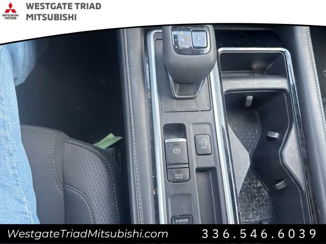 Used 2022 Nissan Pathfinder SV image 24