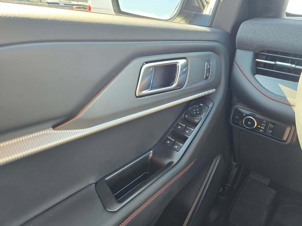 New 2026 Ford Explorer ST-Line AWD/4WD image 28