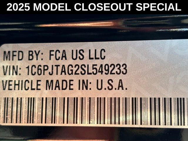 New 2025 Jeep Gladiator High Tide image 28