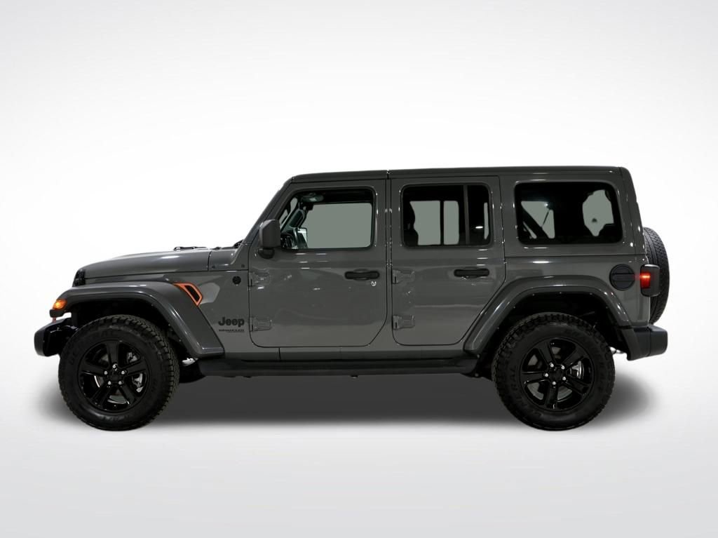 Used 2022 Jeep Wrangler Unlimited Sahara image 6
