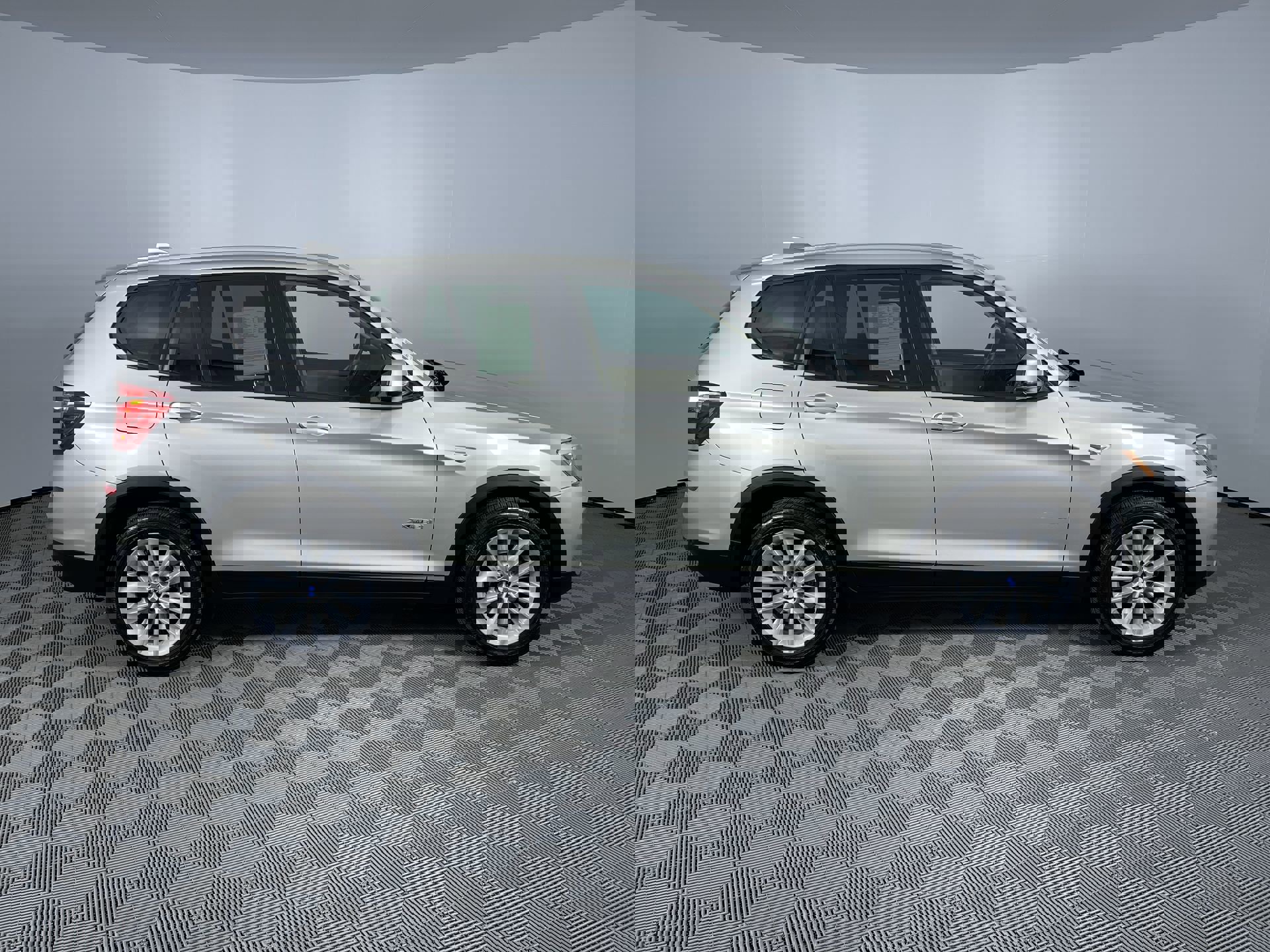 Used 2015 BMW X3 xDrive28i image 10