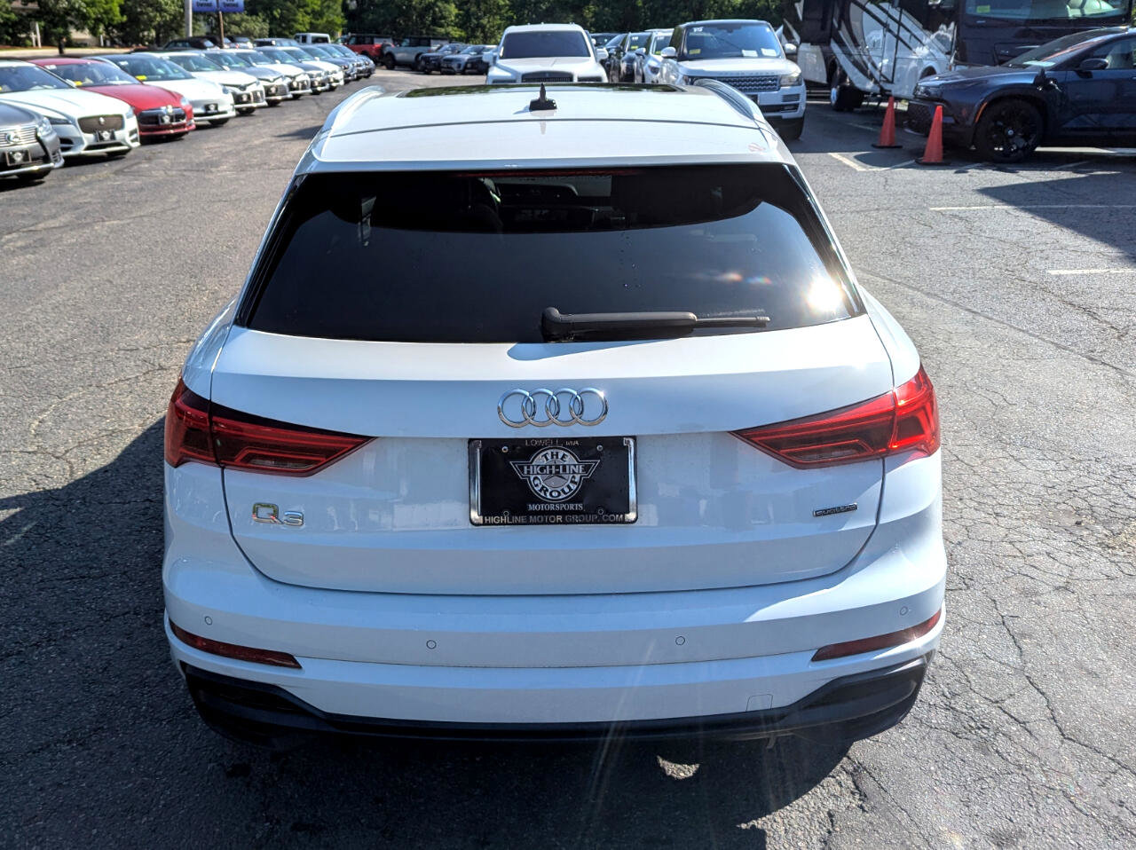 Used 2020 Audi Q3 2.0T Prestige image 8