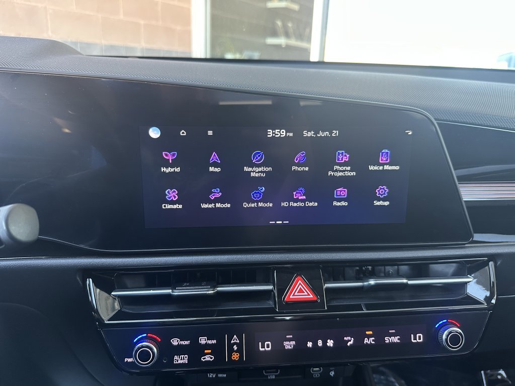Used 2023 Kia Niro EX Touring image 22