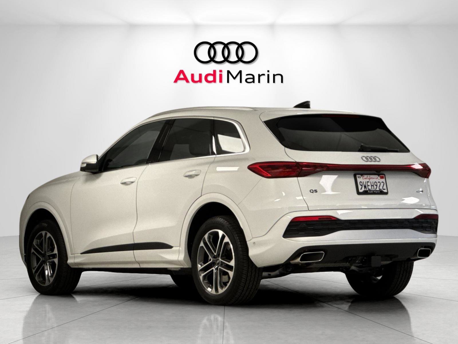 Certified 2025 Audi Q5 Premium w/ Convenience Package image 3