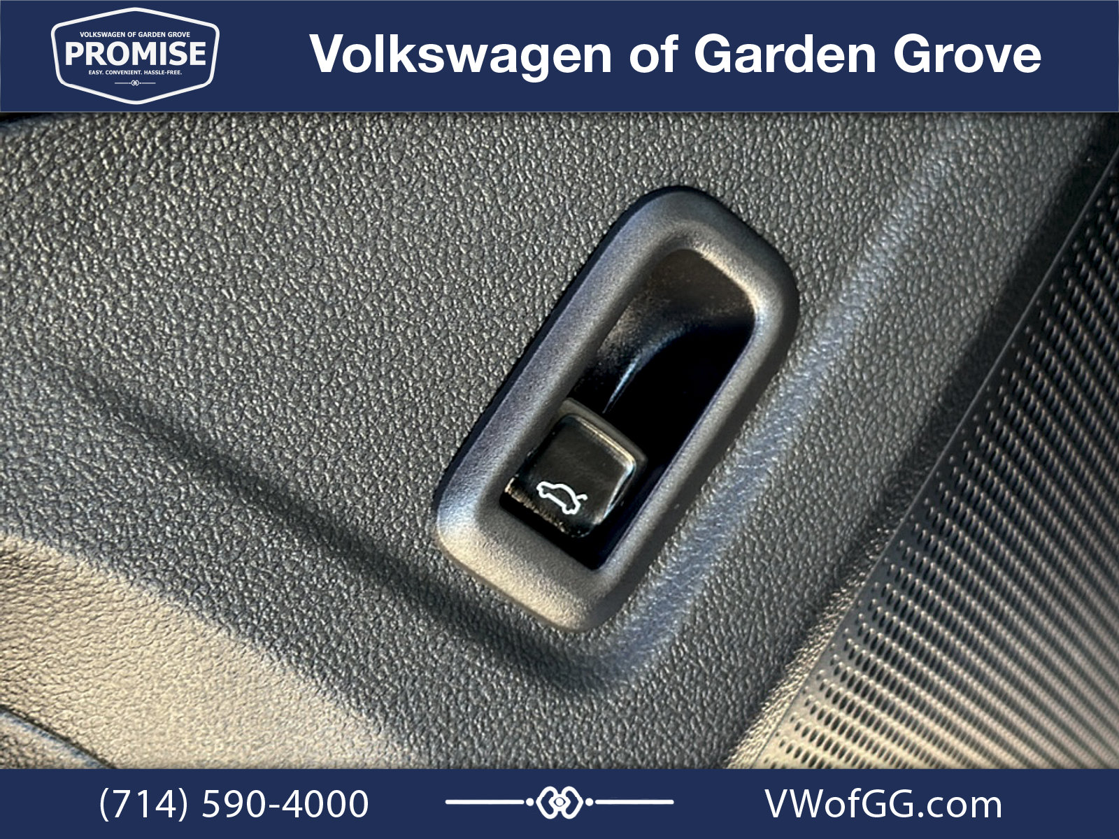 New 2026 Volkswagen Tiguan SE FWD image 14