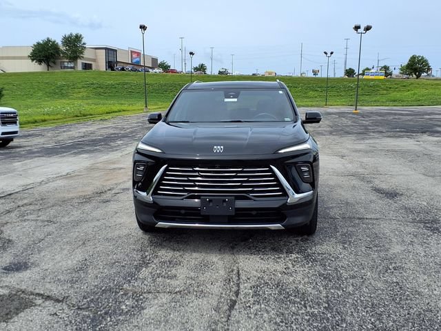 Used 2025 Buick Enclave Preferred AWD/4WD image 59