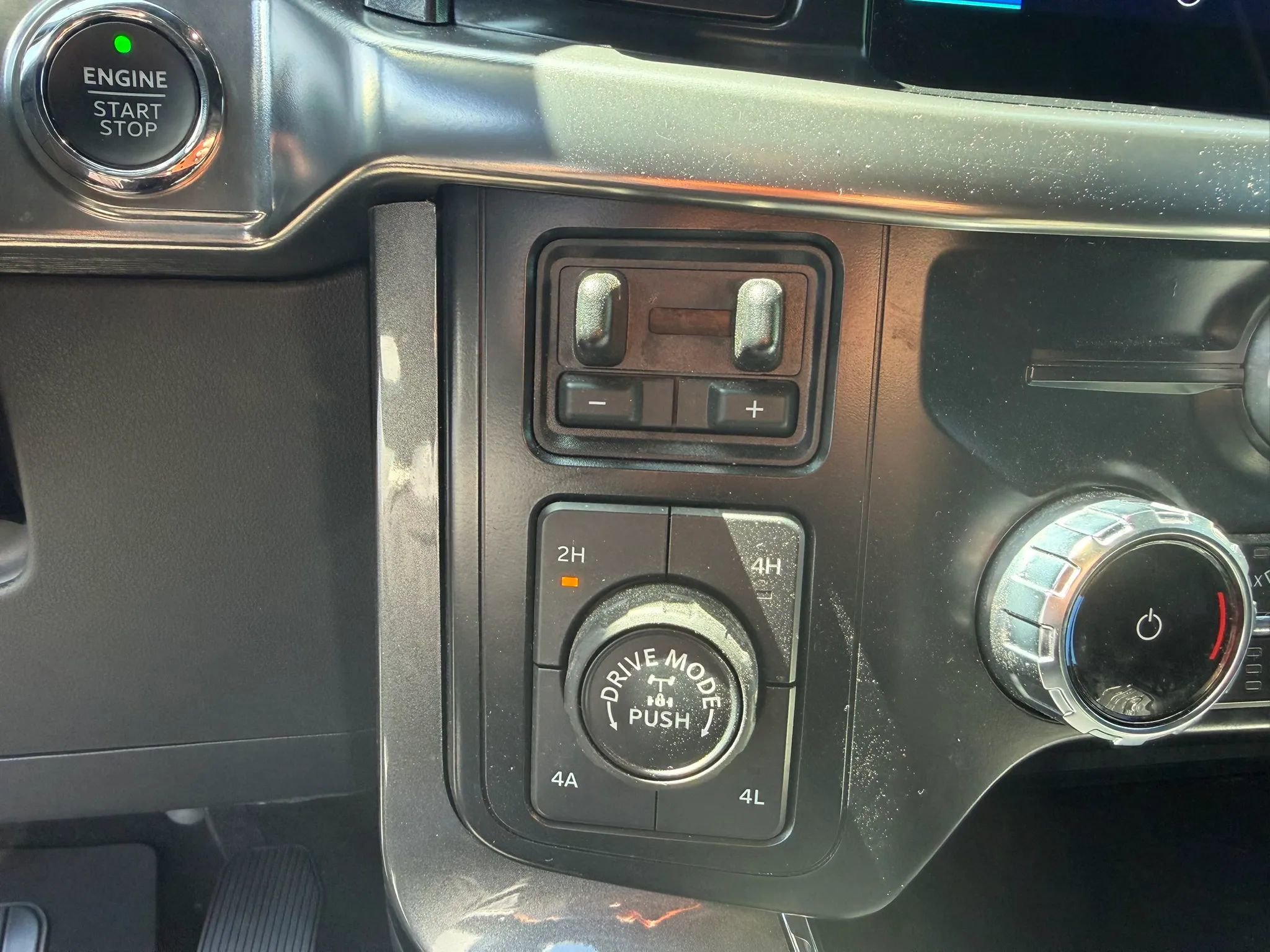 Used 2023 Ford F150 Lariat AWD/4WD image 20