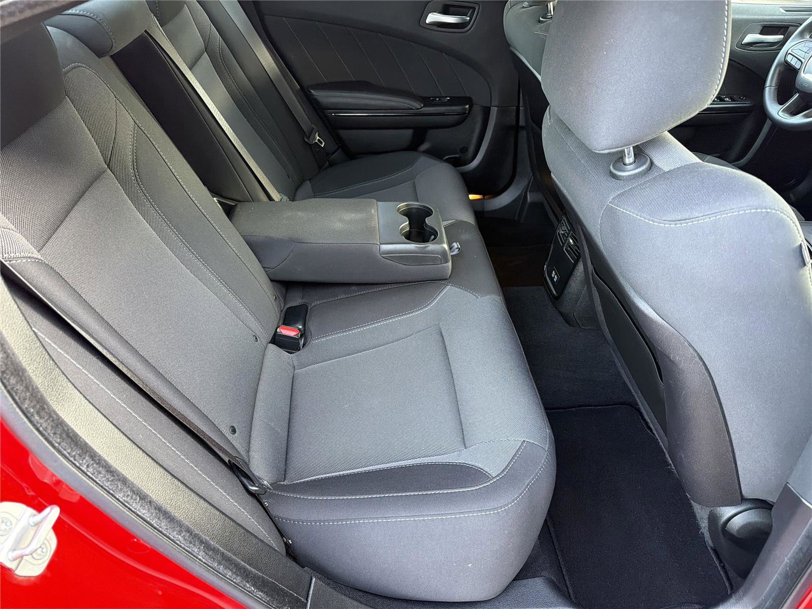 Used 2019 Dodge Charger SXT w/ Blacktop Package image 14