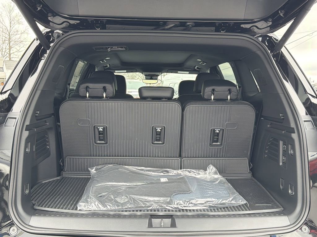 New 2026 Buick Enclave Sport Touring w/ Power Package FWD image 19