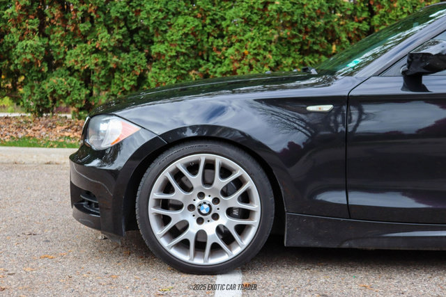 Used 2010 BMW 135i Convertible image 4