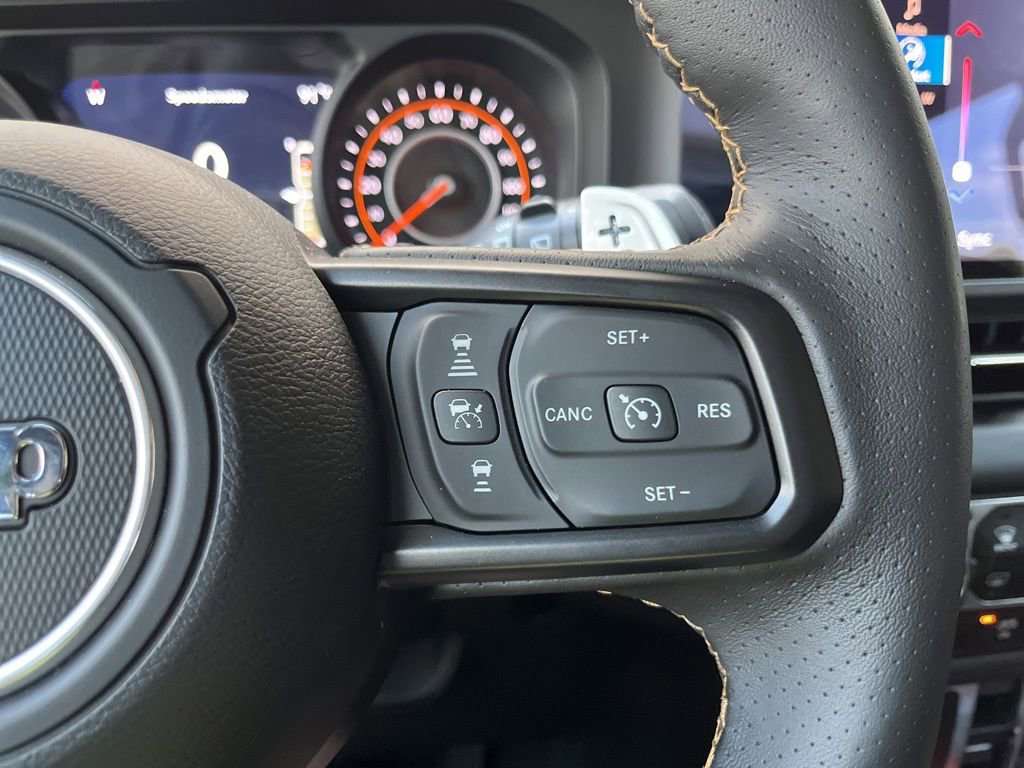 Used 2025 Jeep Wrangler Unlimited Rubicon 392 AWD/4WD image 33