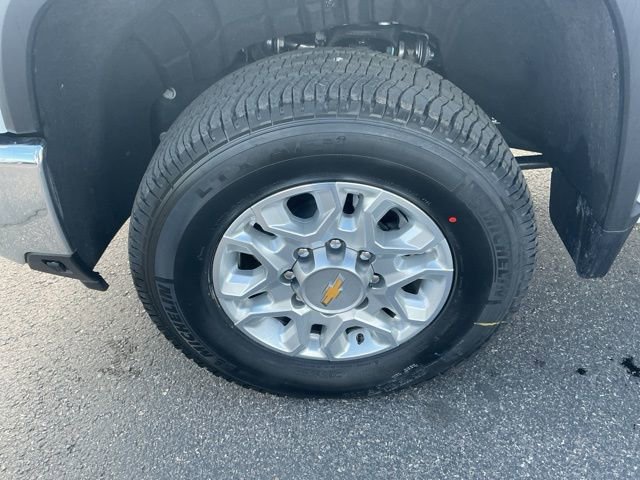 New 2026 Chevrolet Silverado 3500 LT w/ All Star Edition image 10
