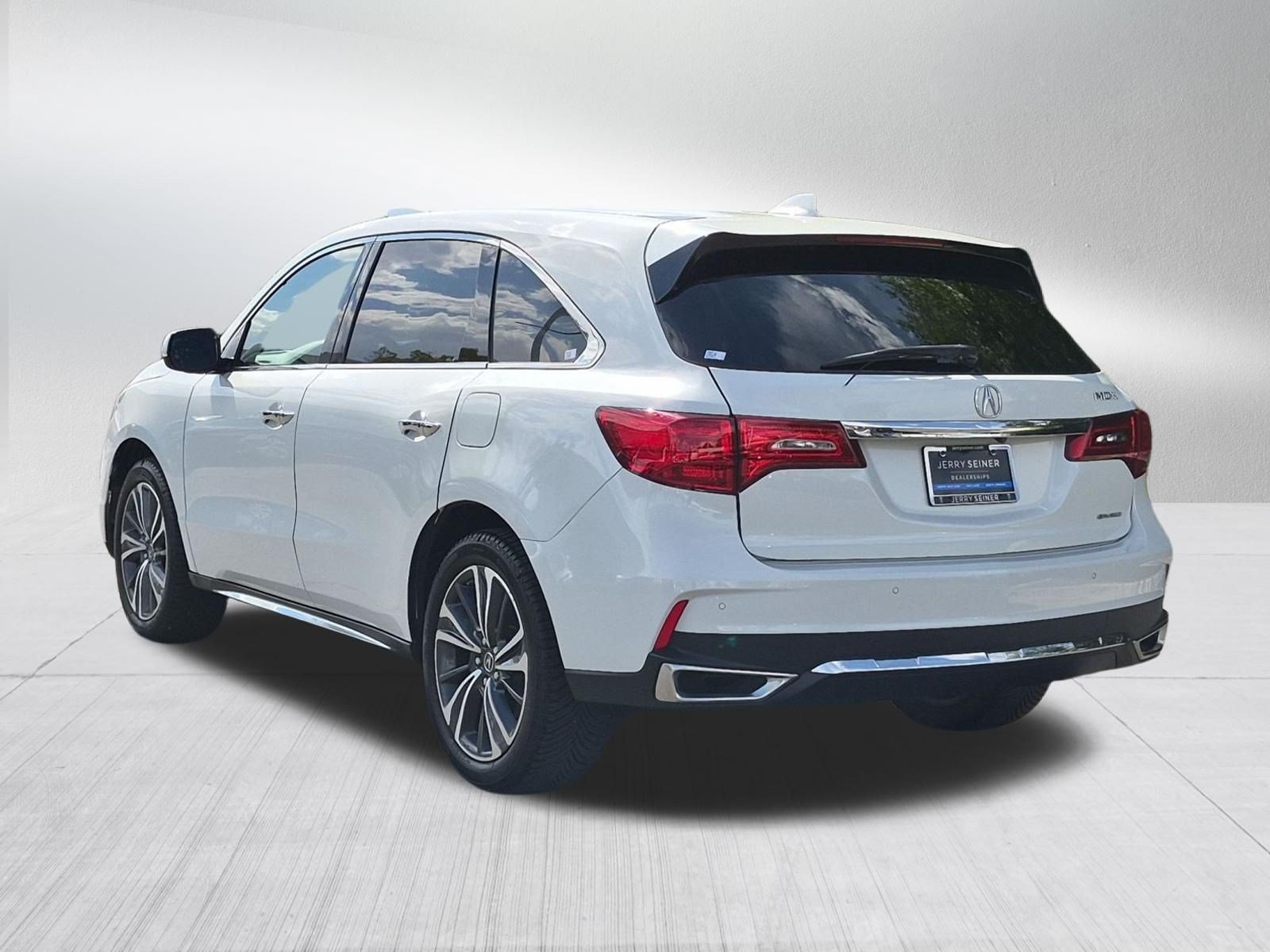 Used 2020 Acura MDX w/ Technology Package AWD/4WD image 4