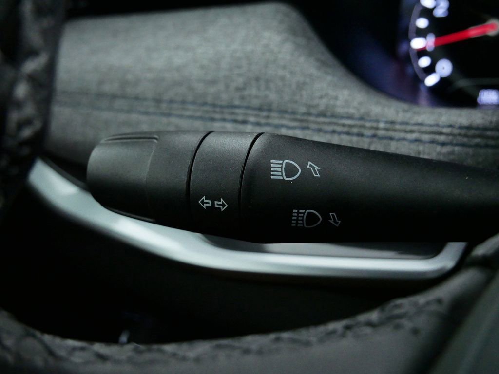 Used 2024 Jeep Compass Latitude image 47