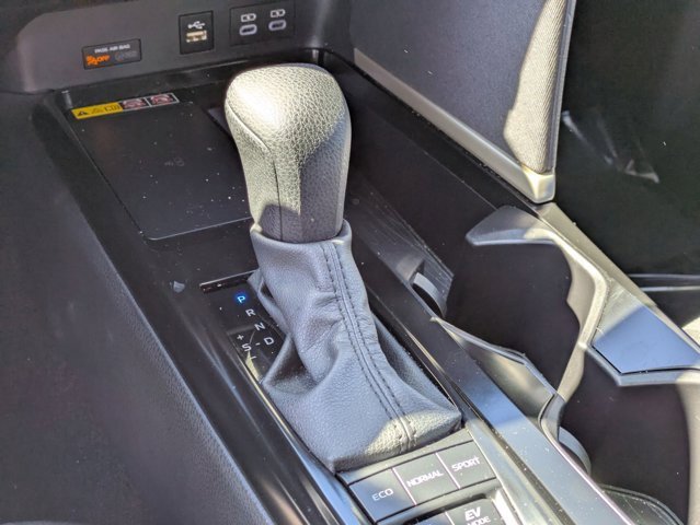 Used 2025 Toyota Camry LE image 19