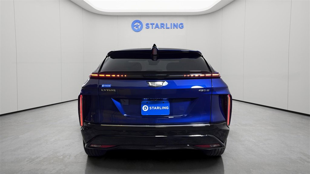 Used 2024 Cadillac Lyriq Luxury image 17