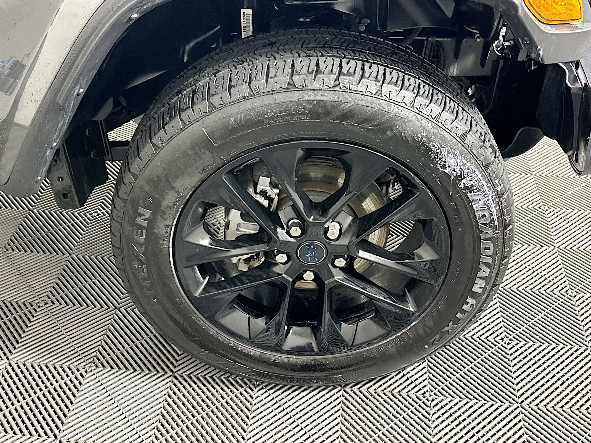 Used 2025 Jeep Wrangler Sahara w/ Safety Group image 11