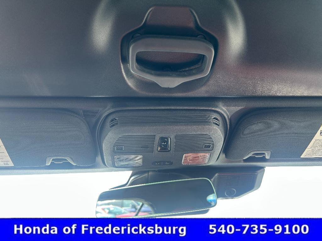 Used 2025 Ford Mustang Premium RWD image 23