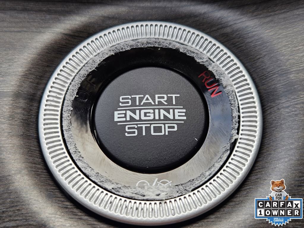 Used 2024 Jeep Grand Cherokee L Limited w/ Luxury Tech Group II image 26