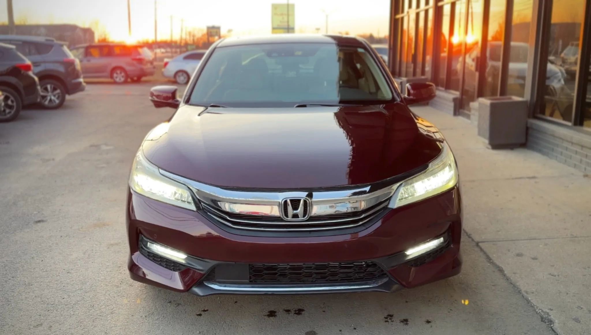 Used 2017 Honda Accord Touring image 6