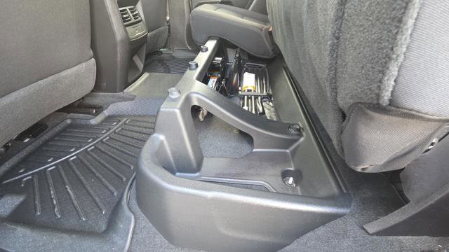 Used 2023 GMC Canyon Elevation image 25