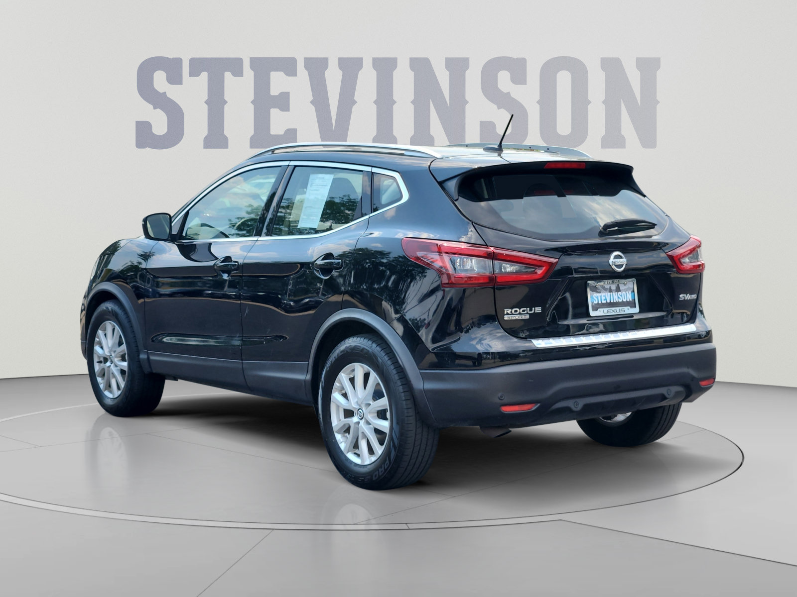 Used 2022 Nissan Rogue Sport SV AWD/4WD image 3