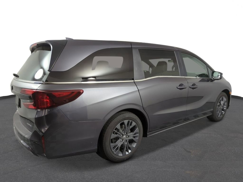 New 2026 Honda Odyssey Touring image 2