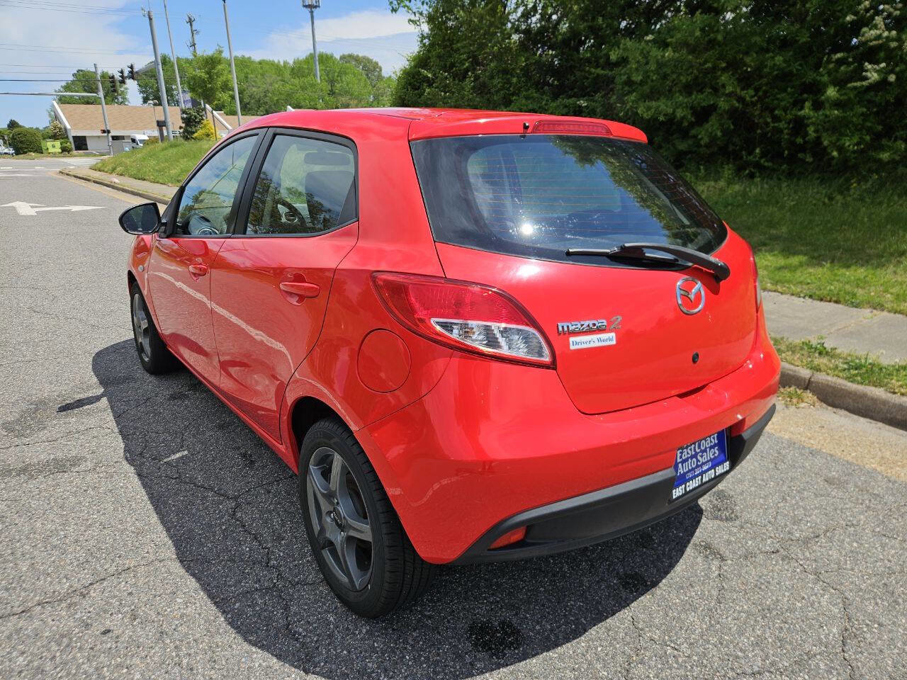 Used 2013 MAZDA MAZDA2 Sport FWD image 3