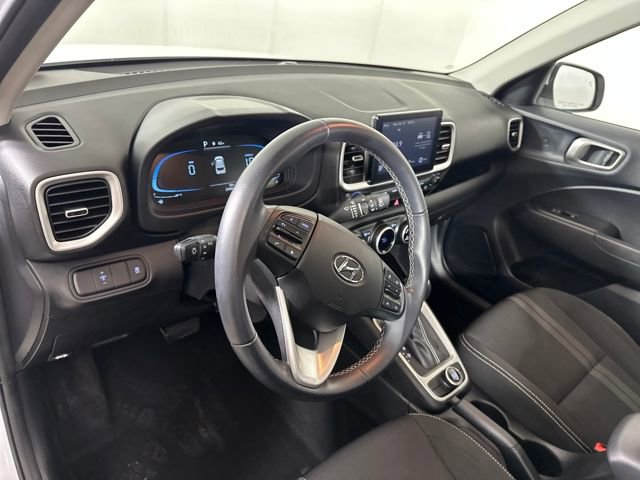 Certified 2023 Hyundai Venue SEL image 13