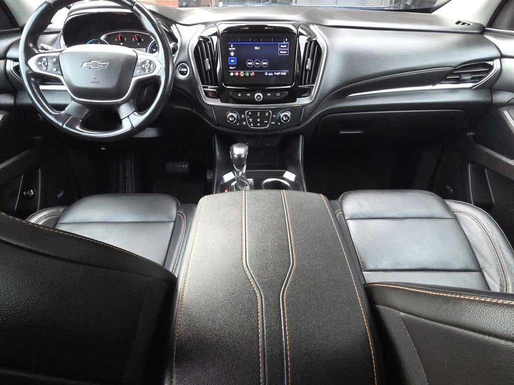 Used 2021 Chevrolet Traverse RS image 12