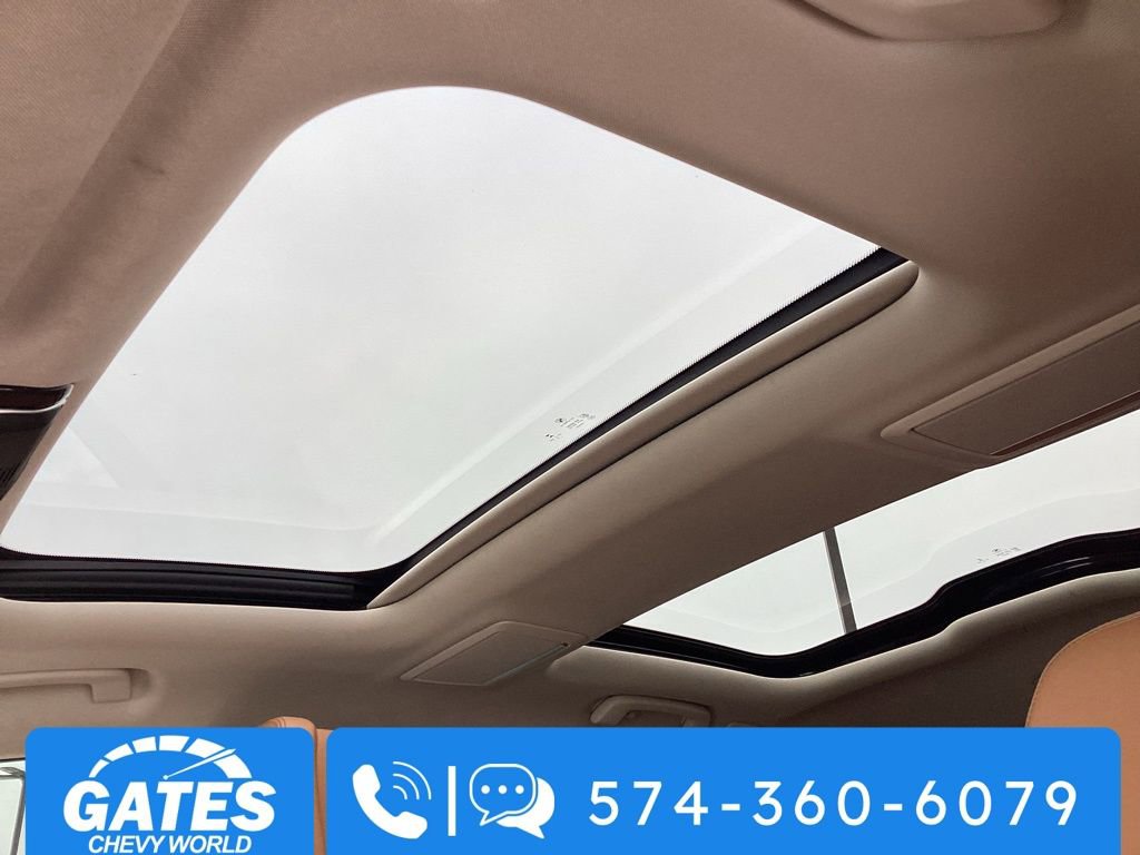 Used 2021 BMW 740i xDrive w/ Premium Package image 4