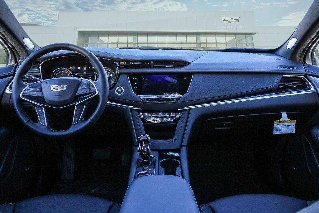 New 2026 Cadillac XT5 Premium Luxury w/ Driver Assist Package image 13