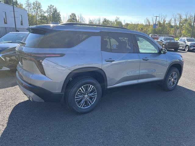 New 2026 Chevrolet Traverse LT w/ Driver Confidence Package image 6