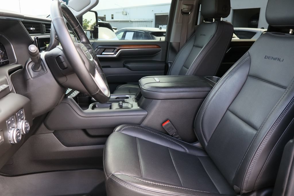 Certified 2024 GMC Sierra 3500 Denali w/ Denali Reserve Package AWD/4WD image 24