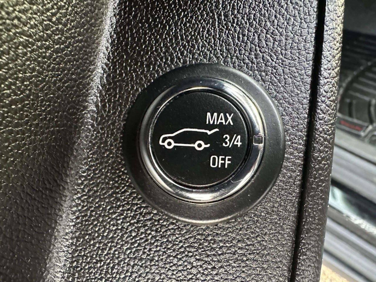 Used 2019 Chevrolet Traverse LT AWD/4WD image 41