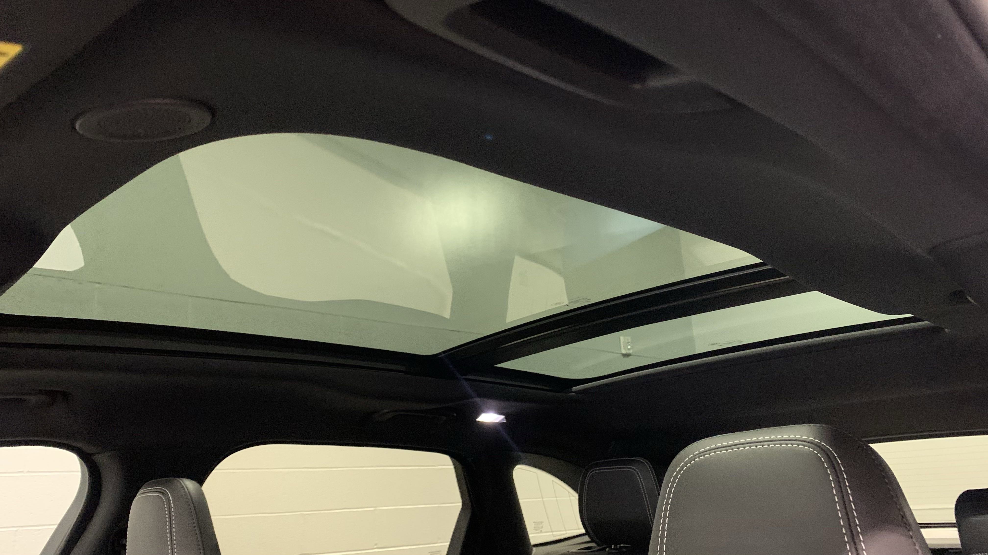 New 2026 Jaguar F-PACE R-Dynamic S image 15