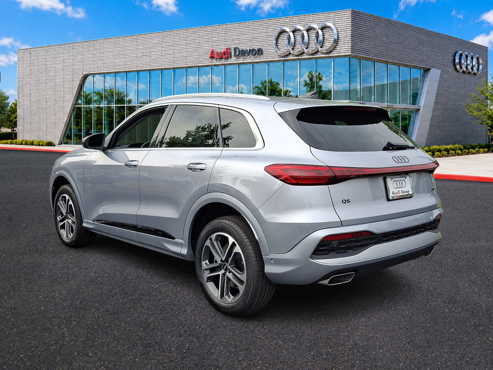 New 2026 Audi Q5 Premium AWD/4WD image 3