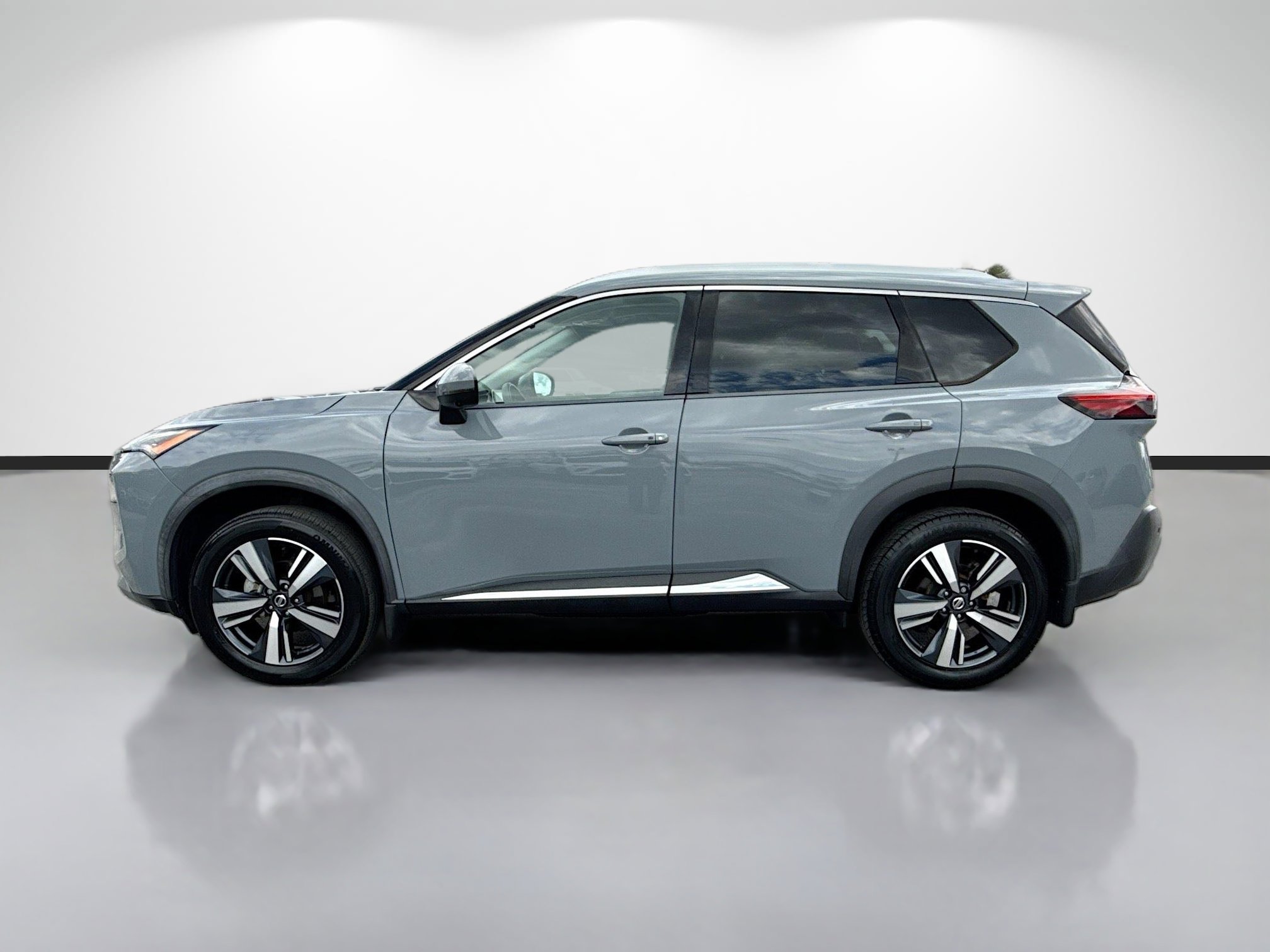 Used 2021 Nissan Rogue SL FWD image 6