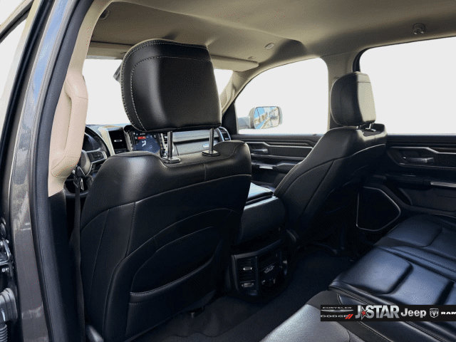 Used 2021 RAM 1500 Laramie AWD/4WD image 26