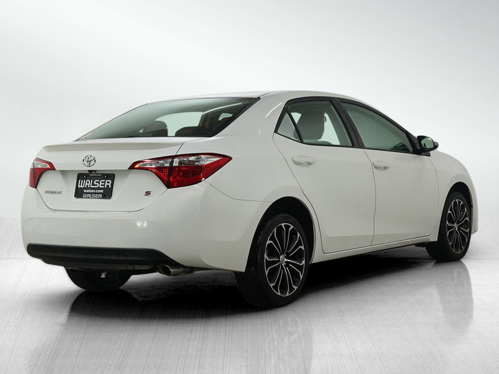 Used 2015 Toyota Corolla S image 5