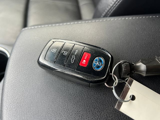 Used 2021 Toyota Venza Limited w/ Advanced Technology Package AWD/4WD image 30