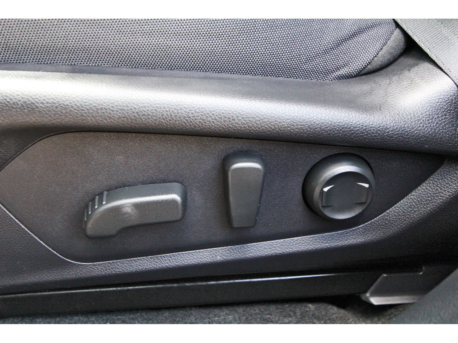 Certified 2026 Subaru Crosstrek 2.5i Premium AWD/4WD image 26