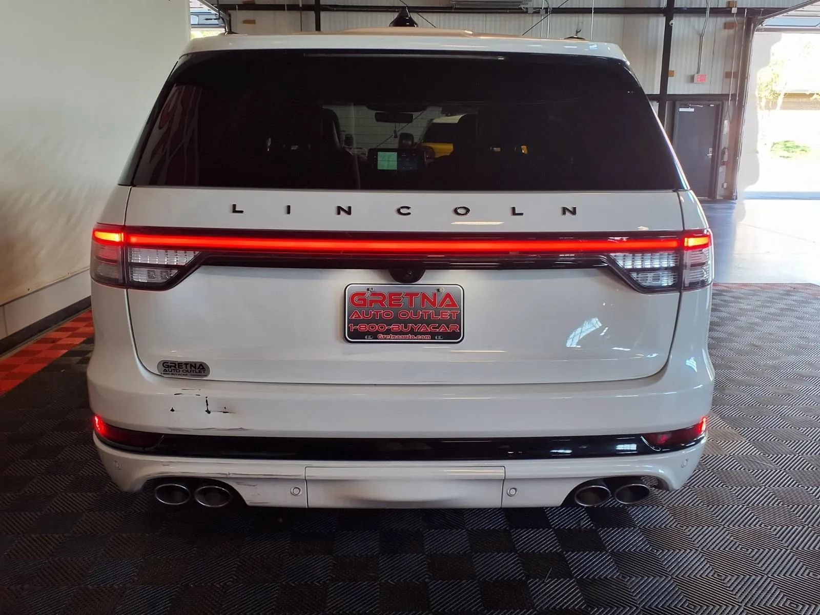 Used 2025 Lincoln Aviator Black Label w/ Jet Appearance Package AWD/4WD image 6