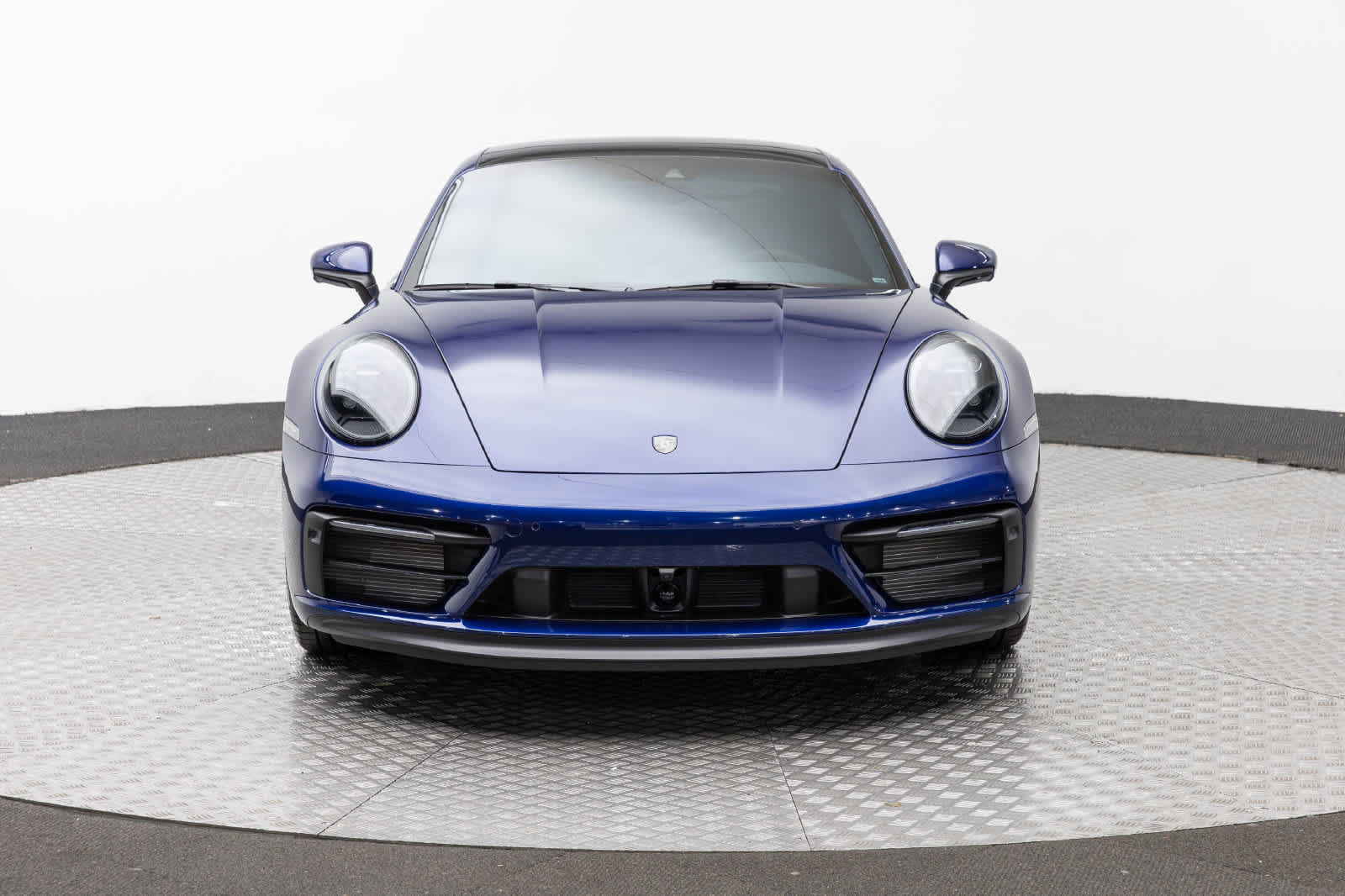 Used 2024 Porsche 911 Carrera GTS RWD image 6