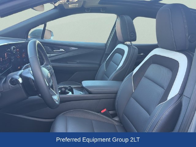 Used 2024 Chevrolet Blazer EV LT AWD/4WD image 15