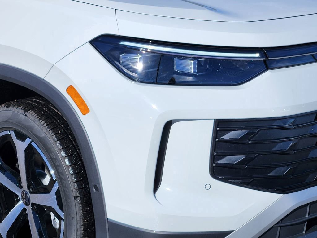 New 2026 Volkswagen Tiguan SE image 28